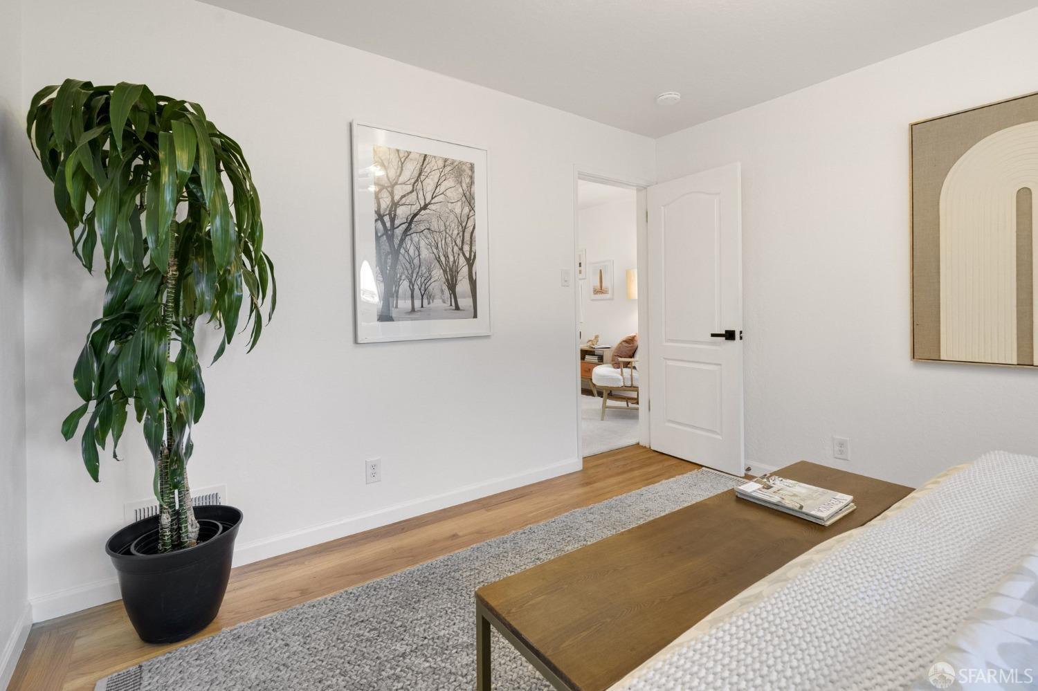 Detail Gallery Image 25 of 93 For 307 Banks St, San Francisco,  CA 94110 - 3 Beds | 1 Baths