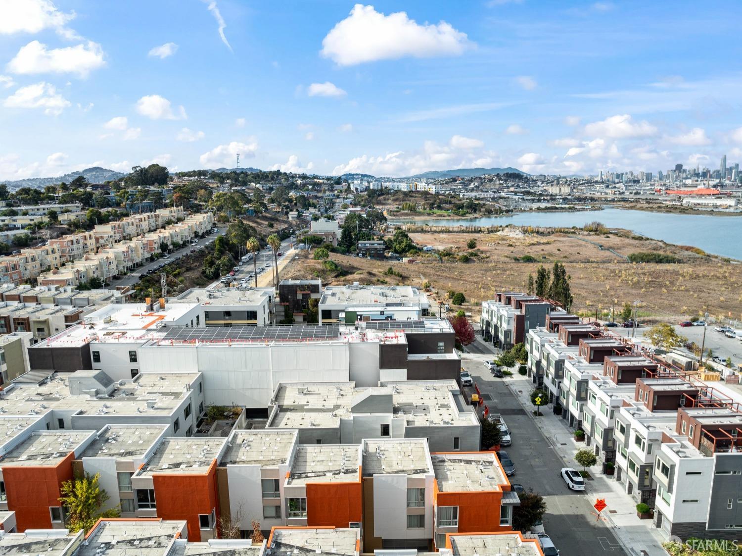 Detail Gallery Image 23 of 31 For 551 Hudson Ave #301,  San Francisco,  CA 94124 - 2 Beds | 2 Baths