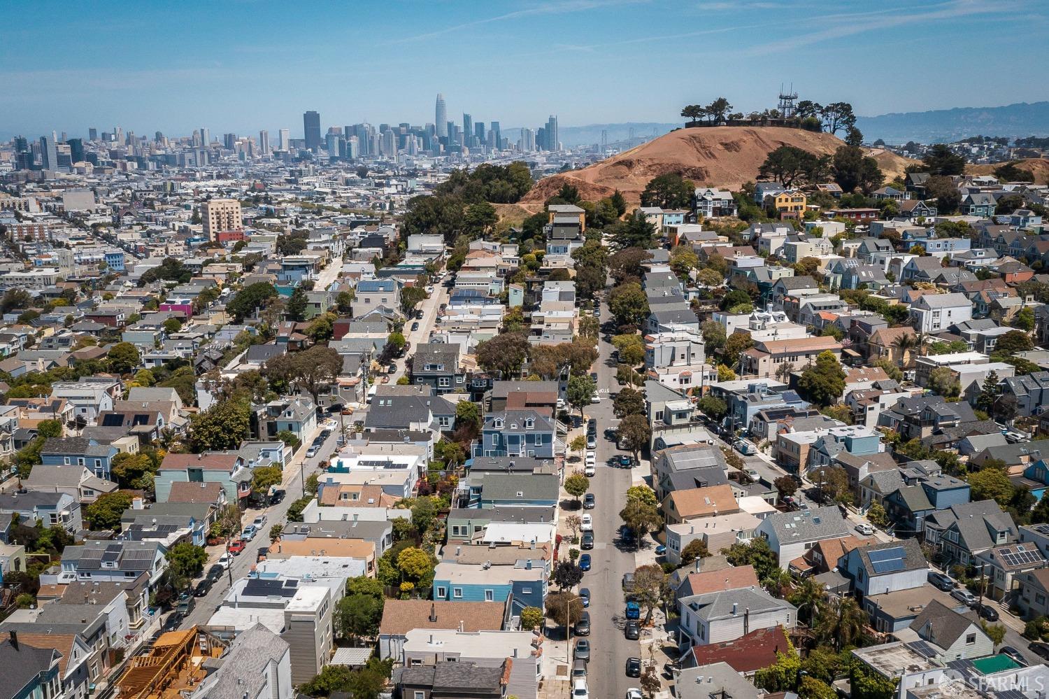 Detail Gallery Image 65 of 93 For 307 Banks St, San Francisco,  CA 94110 - 3 Beds | 1 Baths