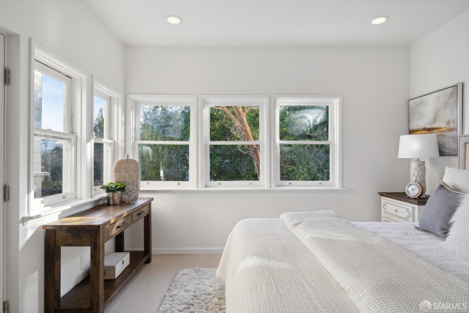 Detail Gallery Image 19 of 38 For 247 Cumberland St, San Francisco,  CA 94114 - 3 Beds | 2 Baths