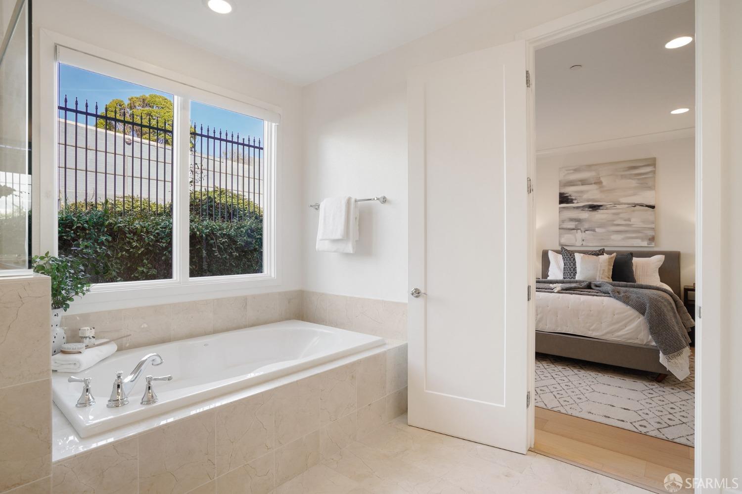 Detail Gallery Image 36 of 54 For 136 Summit Way, San Francisco,  CA 94132 - 3 Beds | 2 Baths