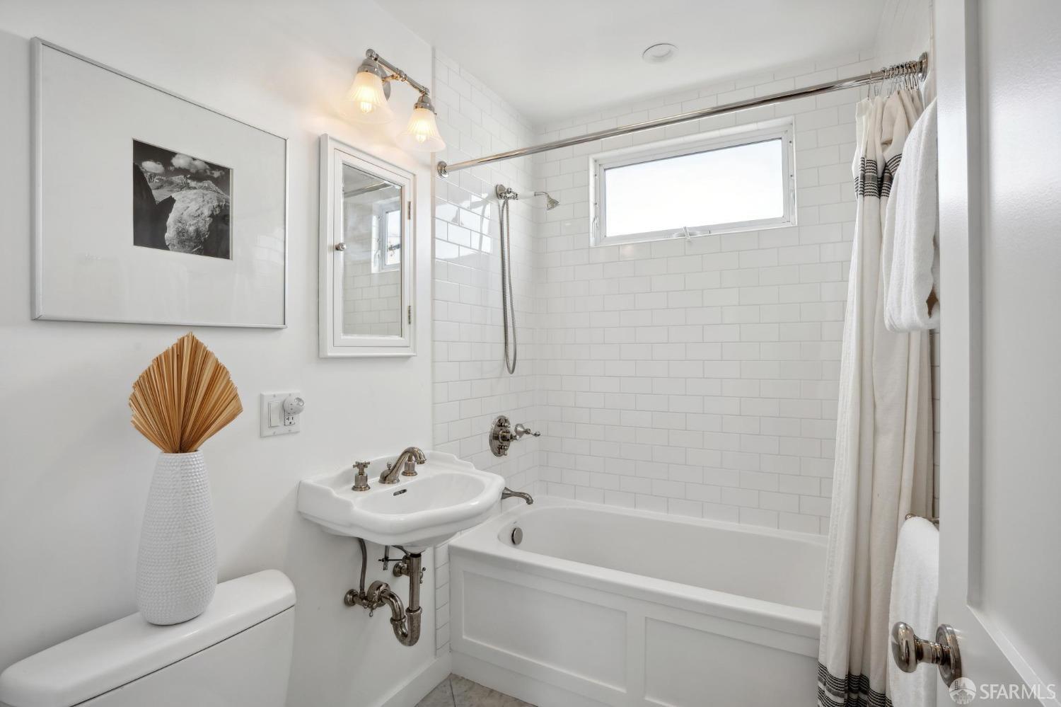 Detail Gallery Image 34 of 51 For 495 Bright St, San Francisco,  CA 94132 - 2 Beds | 1 Baths