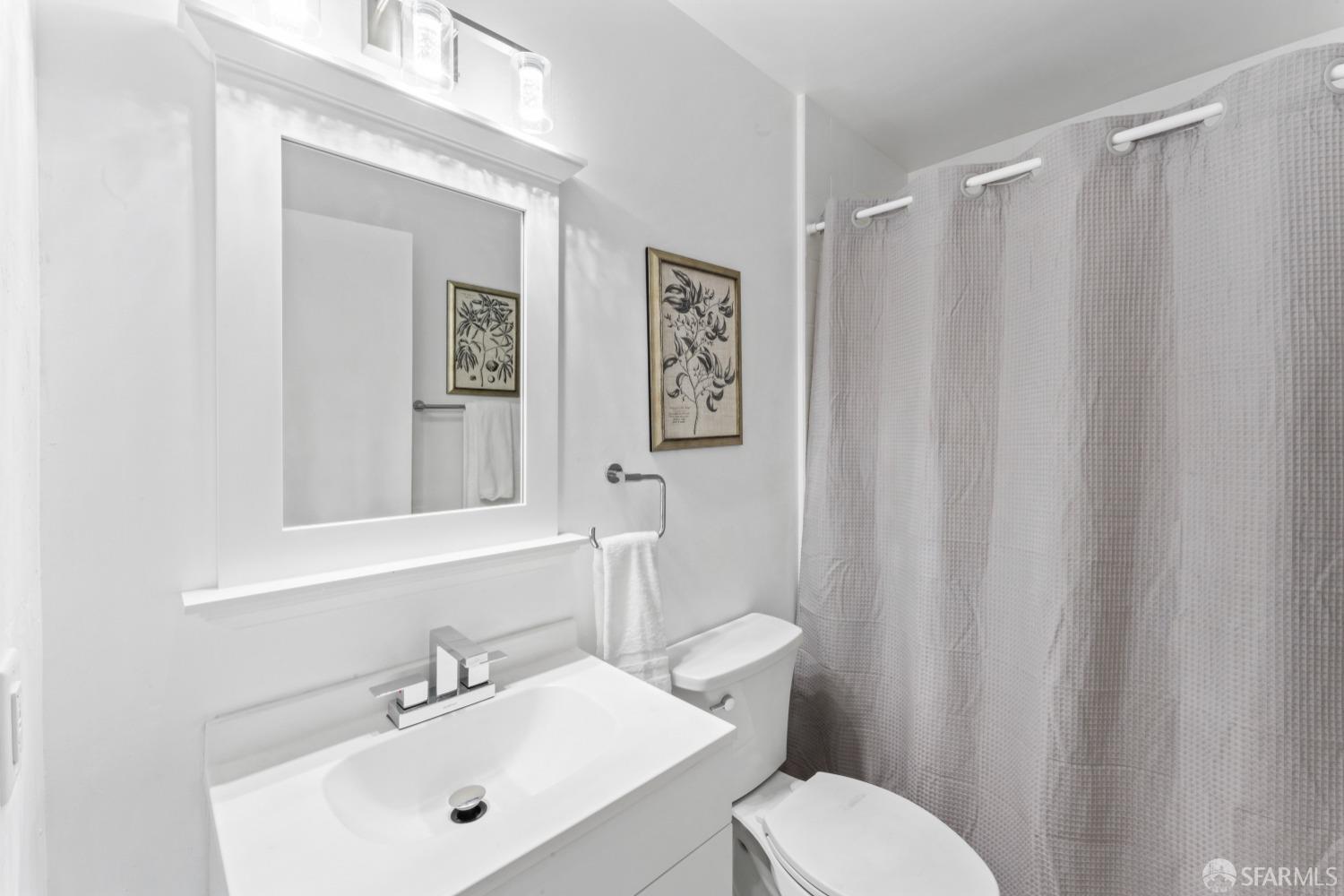 Detail Gallery Image 11 of 31 For 551 Hudson Ave #301,  San Francisco,  CA 94124 - 2 Beds | 2 Baths