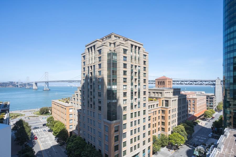 Detail Gallery Image 9 of 31 For 280 Spear St 14e,  San Francisco,  CA 94105 - 2 Beds | 2 Baths