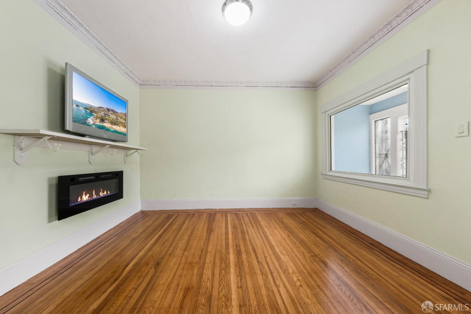 Detail Gallery Image 11 of 62 For 86 Seneca Ave, San Francisco,  CA 94112 - 2 Beds | 1 Baths