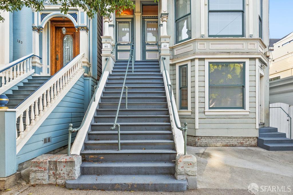 Detail Gallery Image 4 of 83 For 185 Carl St, San Francisco,  CA 94117 - – Beds | – Baths