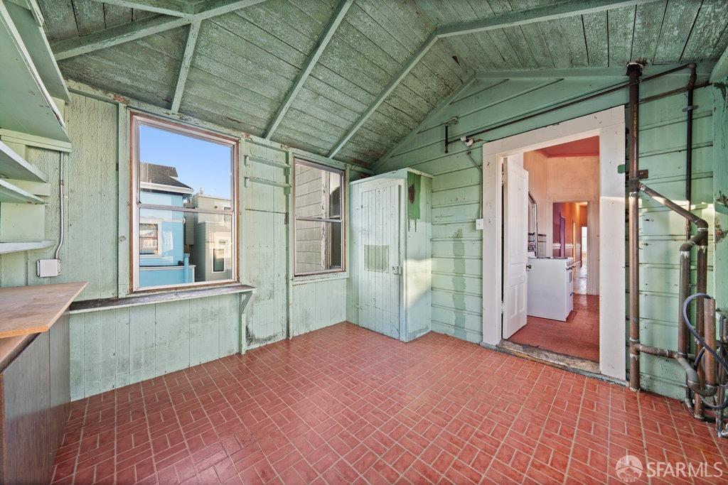 Detail Gallery Image 27 of 83 For 185 Carl St, San Francisco,  CA 94117 - – Beds | – Baths