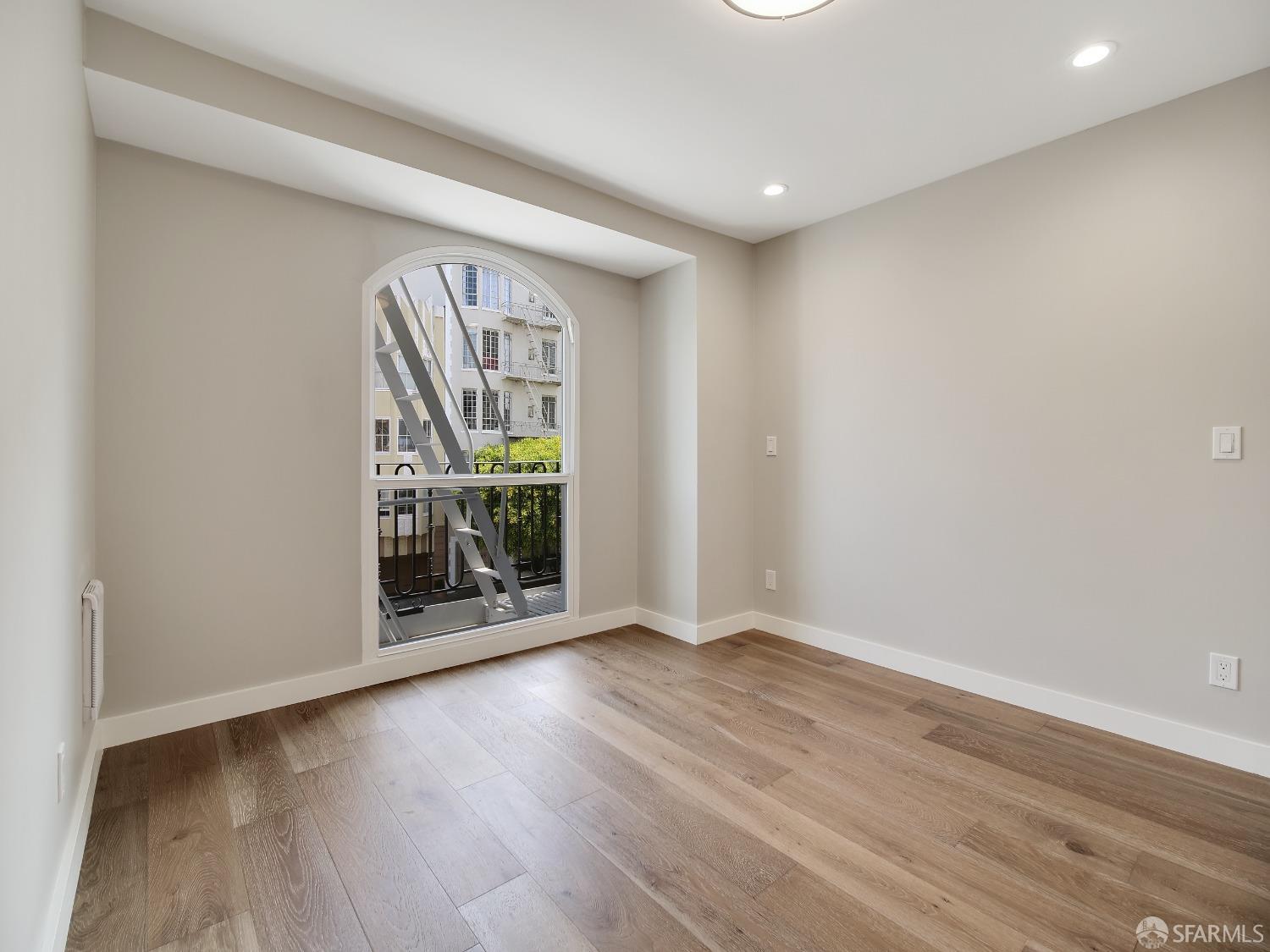 Detail Gallery Image 17 of 24 For 1856 Pacific Ave #5,  San Francisco,  CA 94109 - 2 Beds | 1 Baths