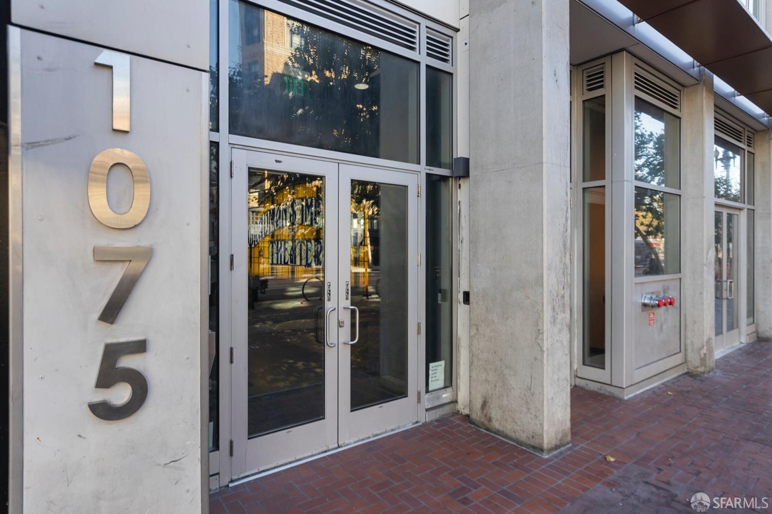 Detail Gallery Image 1 of 30 For 1075 Market St #503,  San Francisco,  CA 94103 - 0 Beds | 1 Baths