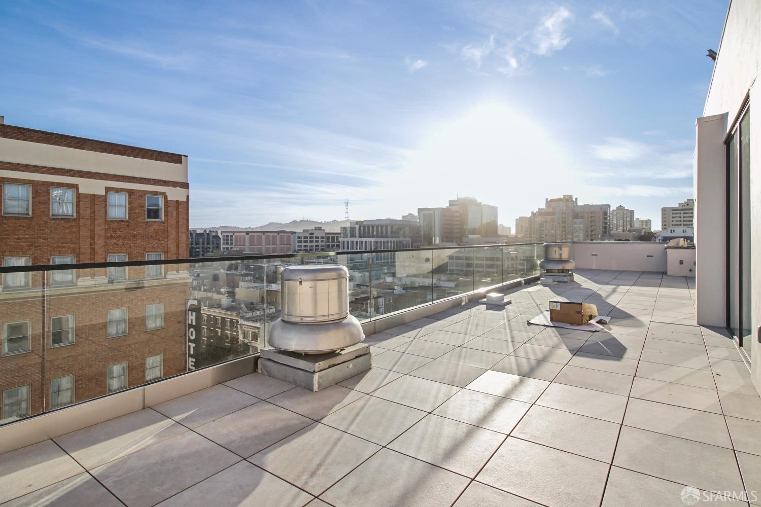 Detail Gallery Image 44 of 51 For 1080 Sutter St #604,  San Francisco,  CA 94109 - 3 Beds | 2 Baths