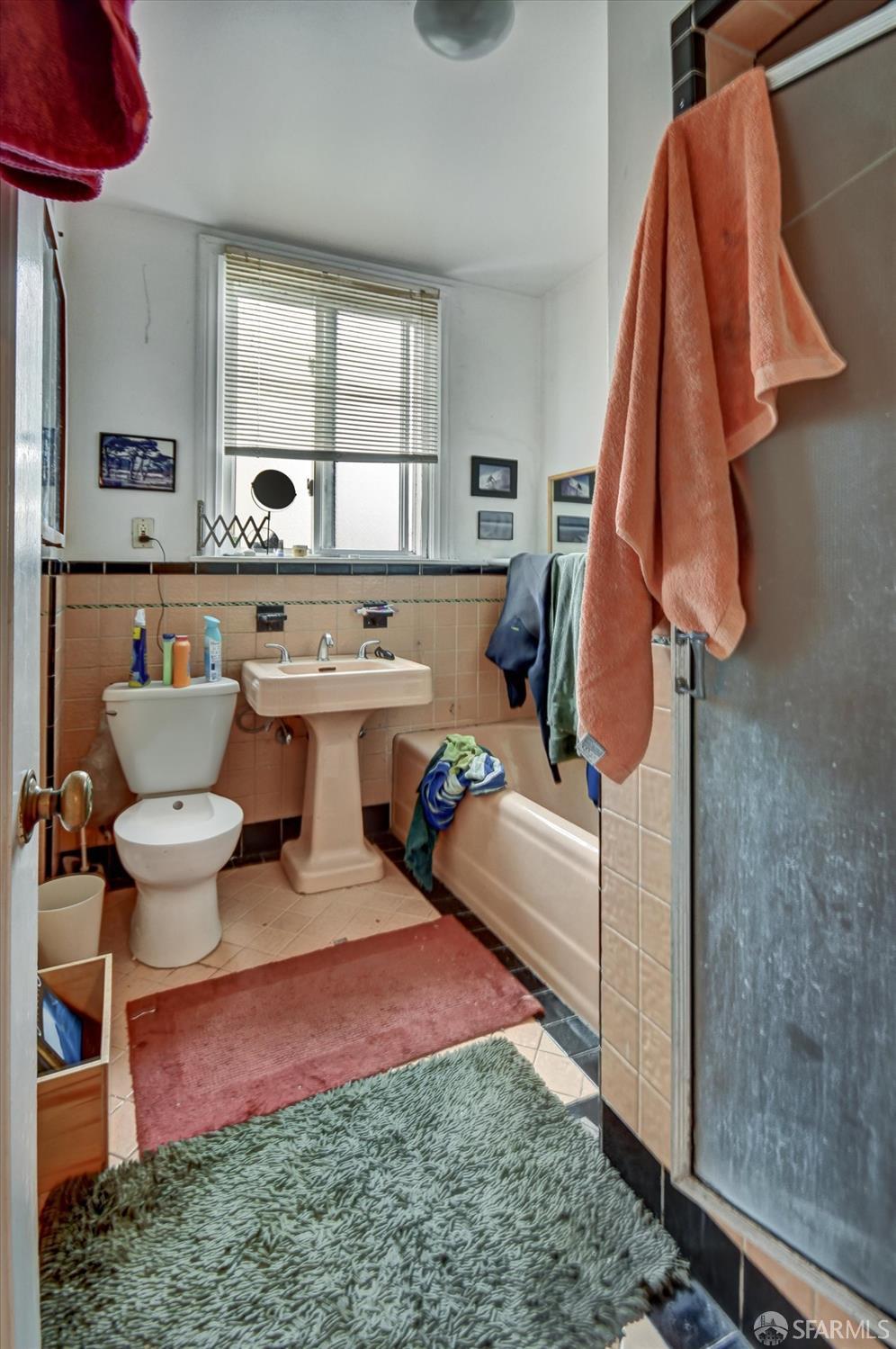 Detail Gallery Image 23 of 37 For 1924 Kirkham St, San Francisco,  CA 94122 - – Beds | – Baths