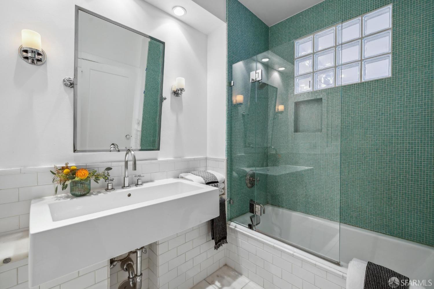 Detail Gallery Image 75 of 95 For 69 Fountain St, San Francisco,  CA 94114 - 4 Beds | 3/1 Baths