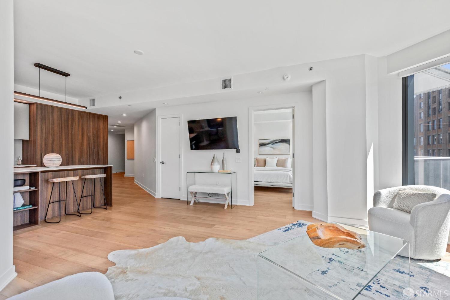 Detail Gallery Image 7 of 43 For 280 Spear St 8b,  San Francisco,  CA 94105 - 2 Beds | 2 Baths