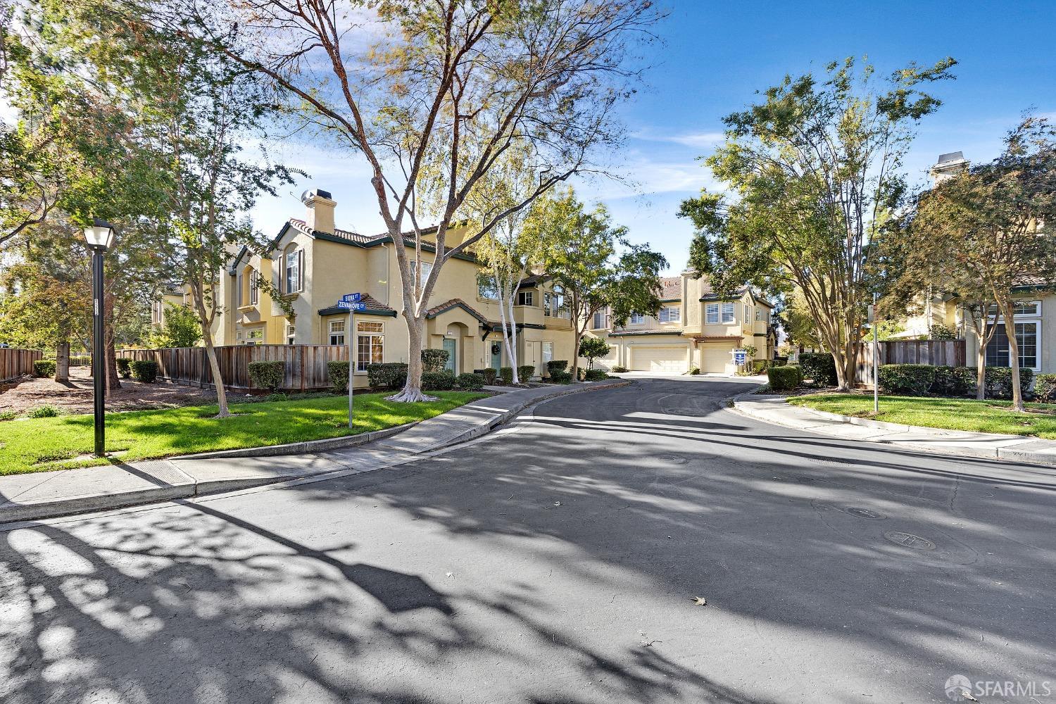 Detail Gallery Image 23 of 27 For 4207 Zevanove Ct, Pleasanton,  CA 94588 - 2 Beds | 2 Baths