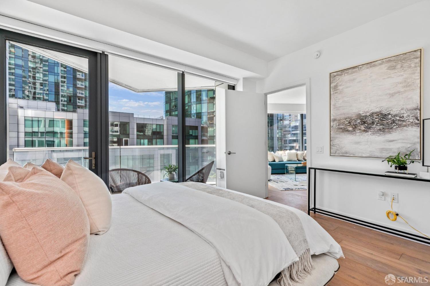 Detail Gallery Image 14 of 43 For 280 Spear St 8b,  San Francisco,  CA 94105 - 2 Beds | 2 Baths