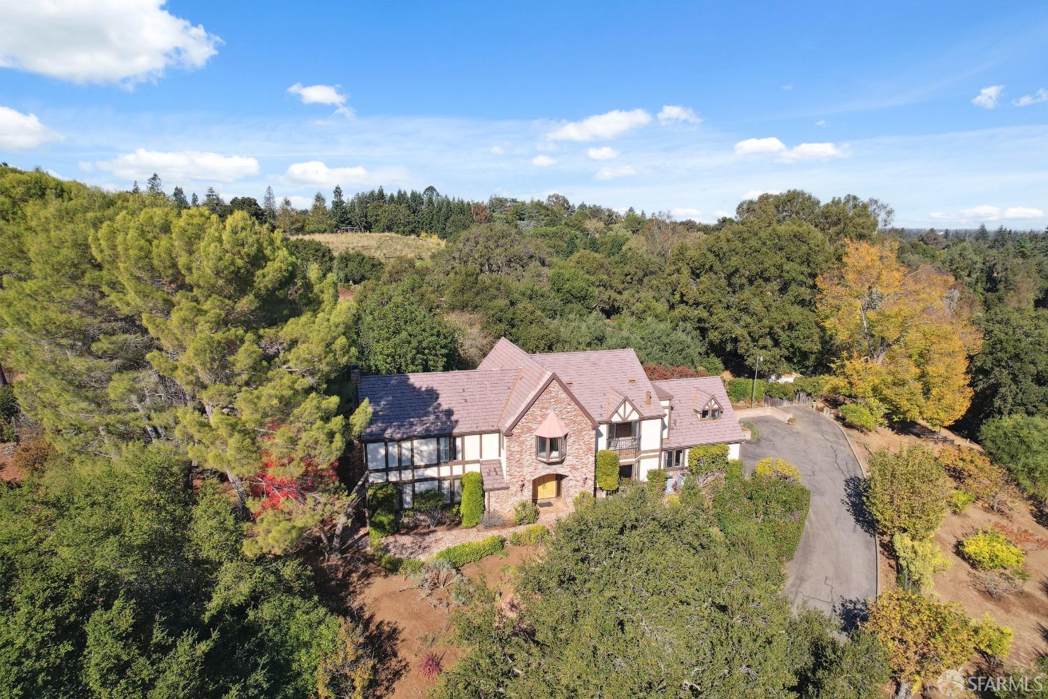 Detail Gallery Image 42 of 50 For 25600 W Fremont Rd, Los Altos Hills,  CA 94022 - 3 Beds | 2/1 Baths