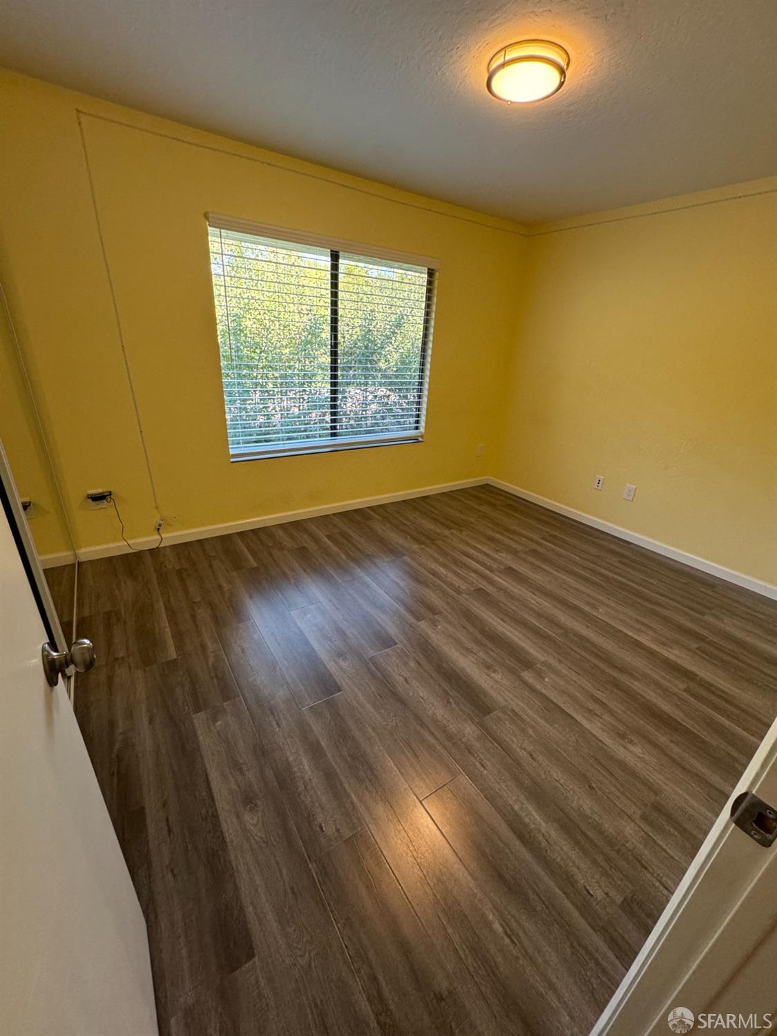 Detail Gallery Image 13 of 15 For 117 Del Valle Cir, El Sobrante,  CA 94803 - 2 Beds | 1/1 Baths