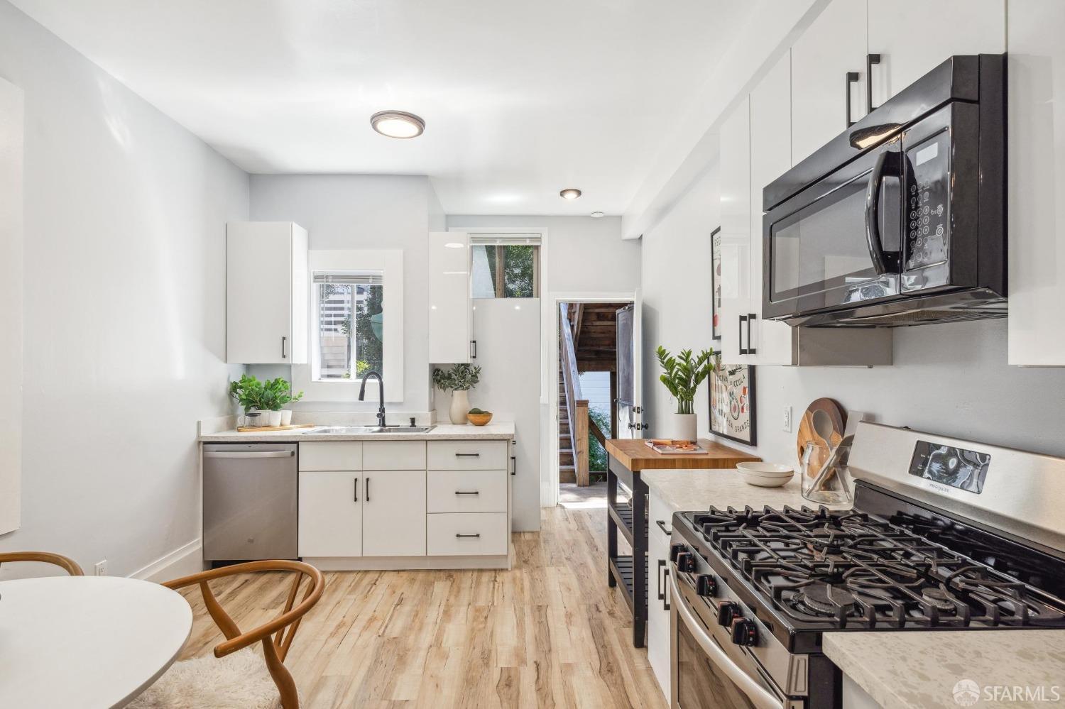 Photo #6: 424079500 Listing 
