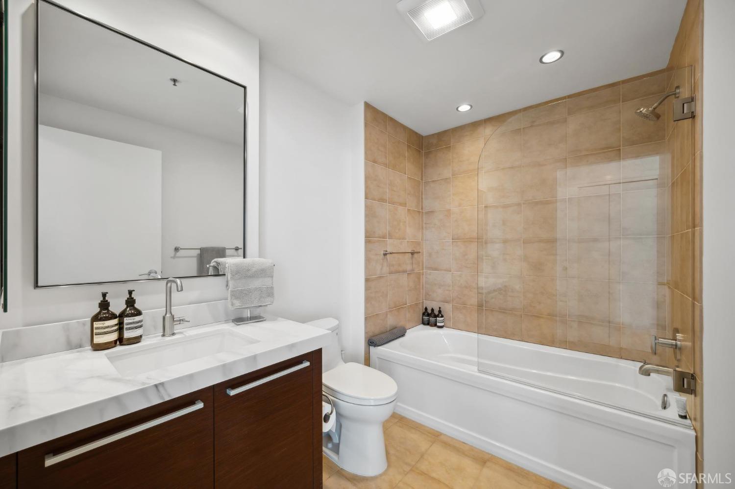 Detail Gallery Image 24 of 44 For 425 1st St #4404,  San Francisco,  CA 94105 - 1 Beds | 1 Baths