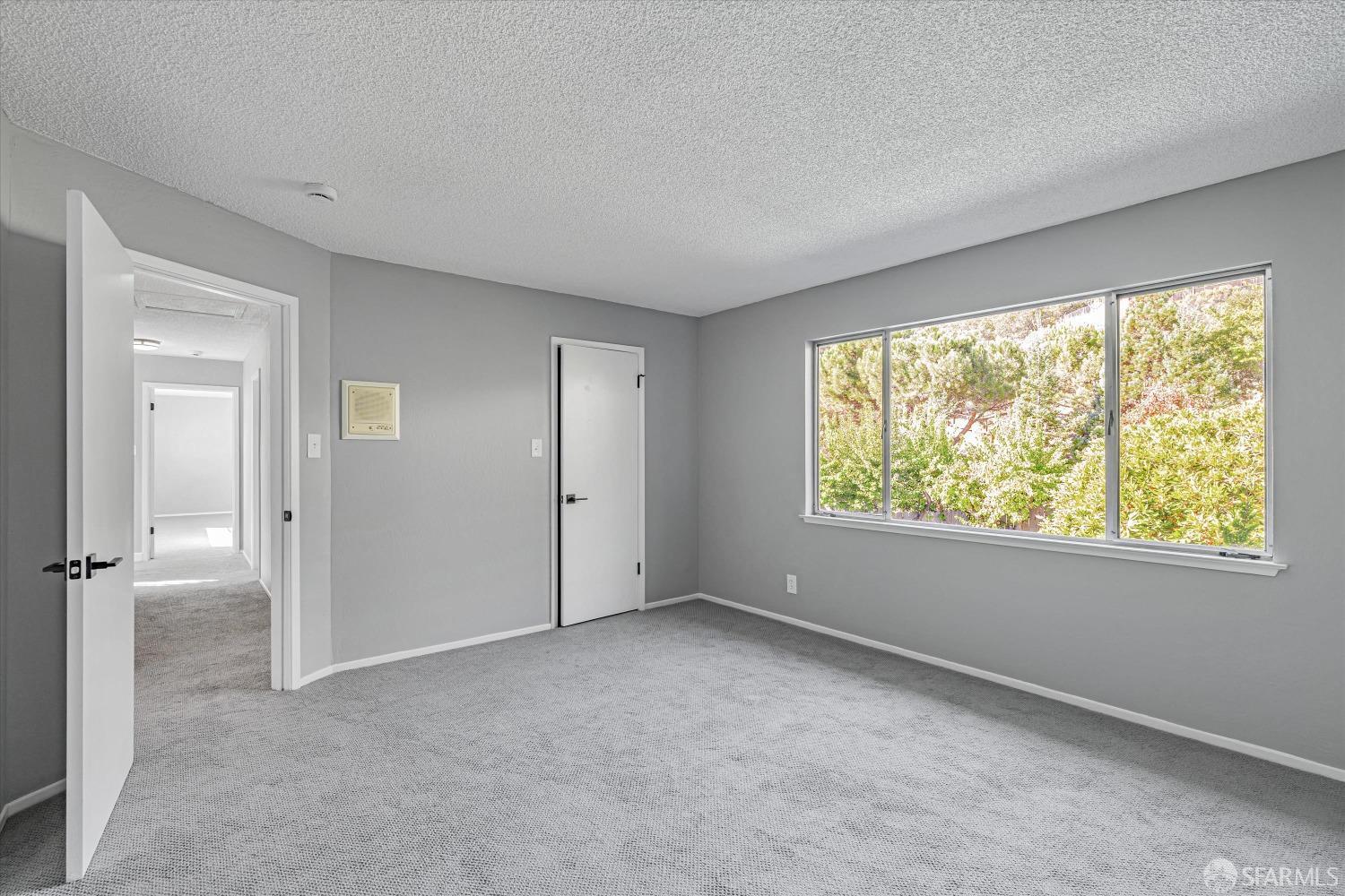 Detail Gallery Image 17 of 40 For 1528 Overland Dr, San Mateo,  CA 94403 - 4 Beds | 2/1 Baths