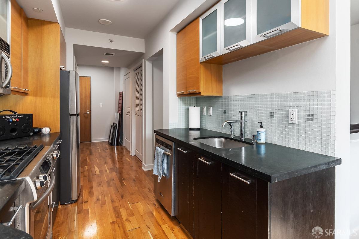 Detail Gallery Image 4 of 32 For 170 King St #307,  San Francisco,  CA 94107 - 1 Beds | 1 Baths