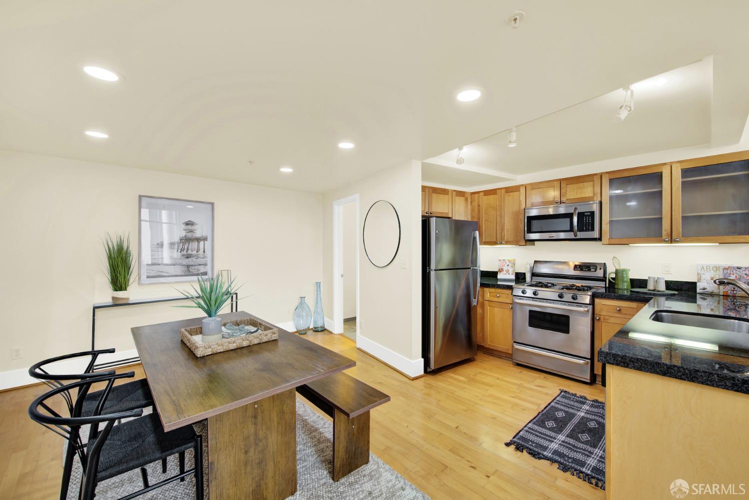 Detail Gallery Image 16 of 51 For 965 Folsom St #303,  San Francisco,  CA 94107 - 1 Beds | 1/1 Baths