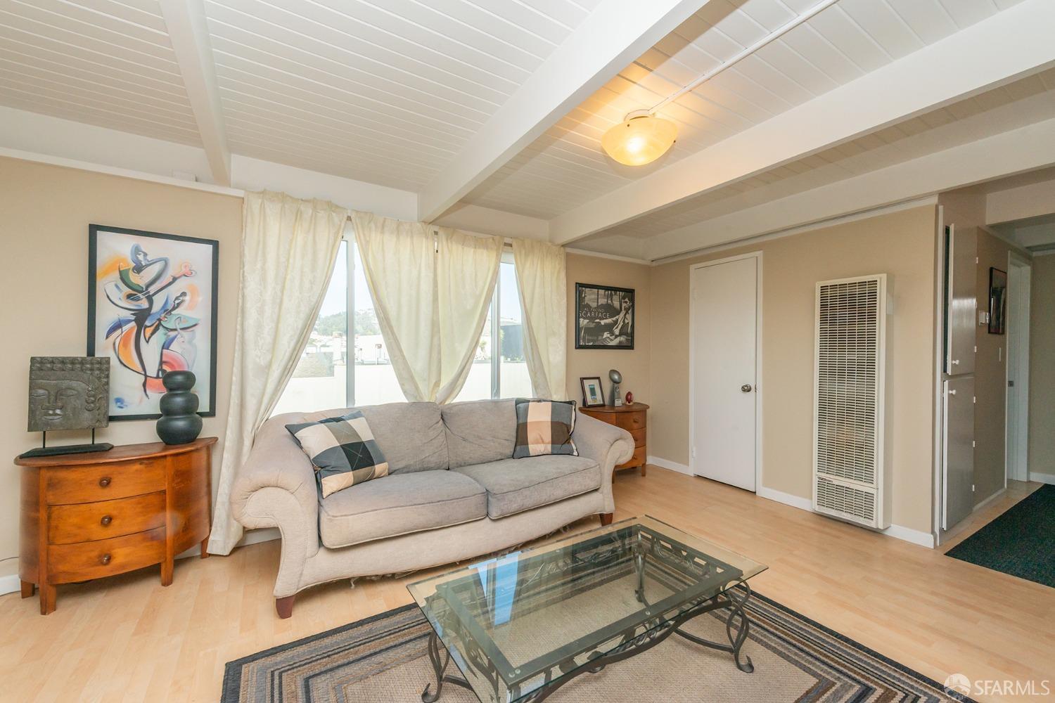 Detail Gallery Image 5 of 45 For 485 a St #25,  Daly City,  CA 94014 - 2 Beds | 1 Baths