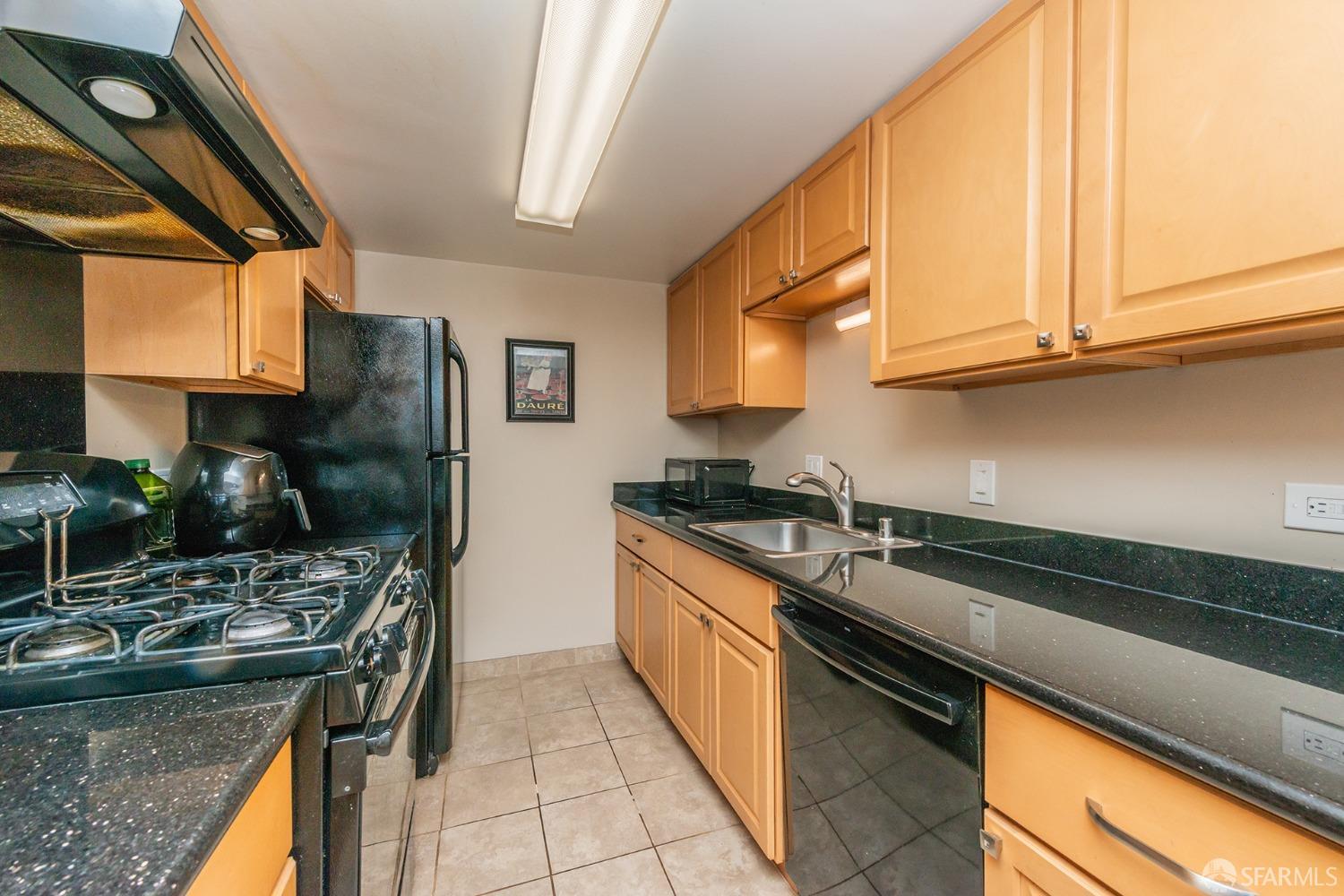 Detail Gallery Image 14 of 45 For 485 a St #25,  Daly City,  CA 94014 - 2 Beds | 1 Baths