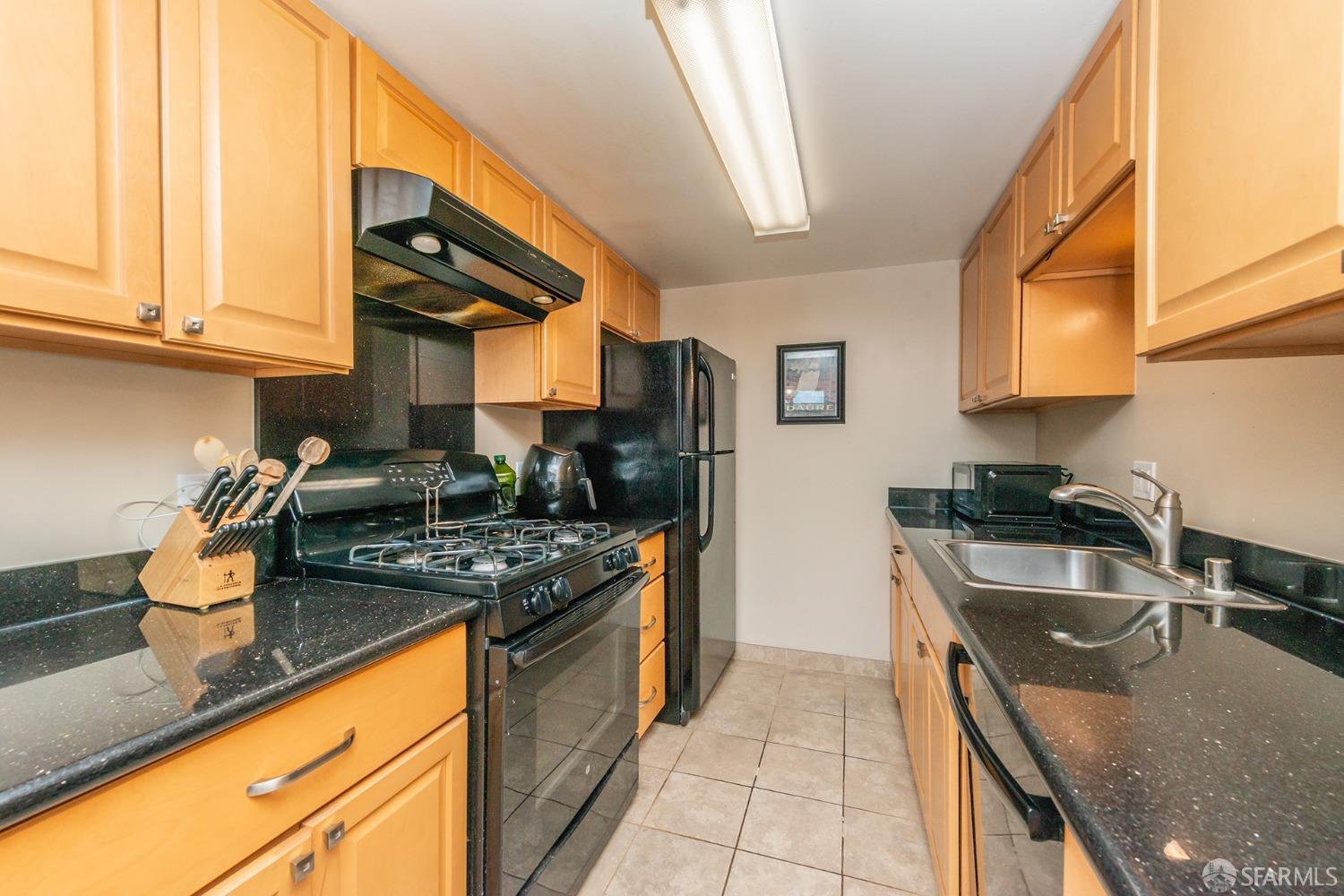 Detail Gallery Image 13 of 45 For 485 a St #25,  Daly City,  CA 94014 - 2 Beds | 1 Baths