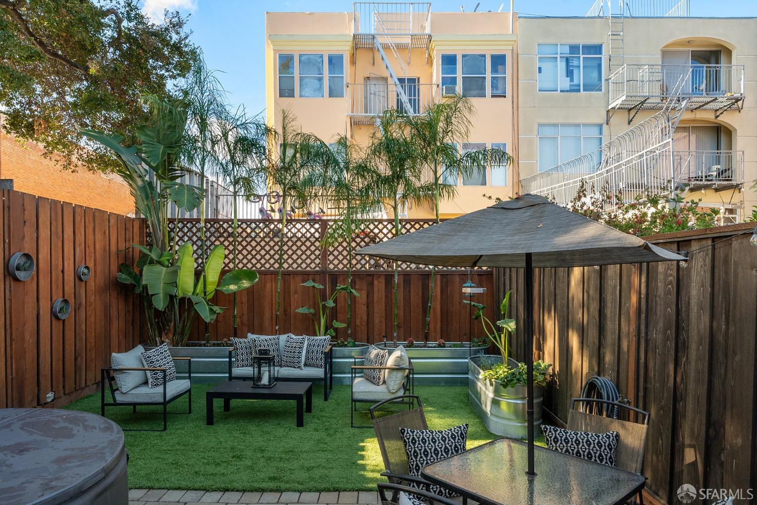 Detail Gallery Image 36 of 41 For 436 Capp St, San Francisco,  CA 94110 - 2 Beds | 2 Baths