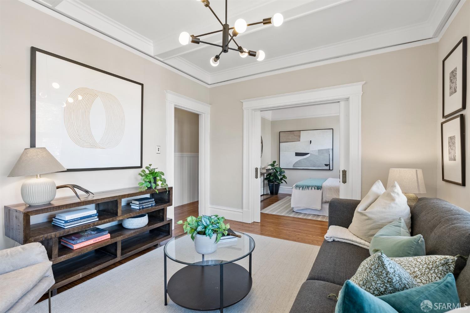 Detail Gallery Image 2 of 14 For 307 Page St #1,  San Francisco,  CA 94102 - 2 Beds | 1 Baths