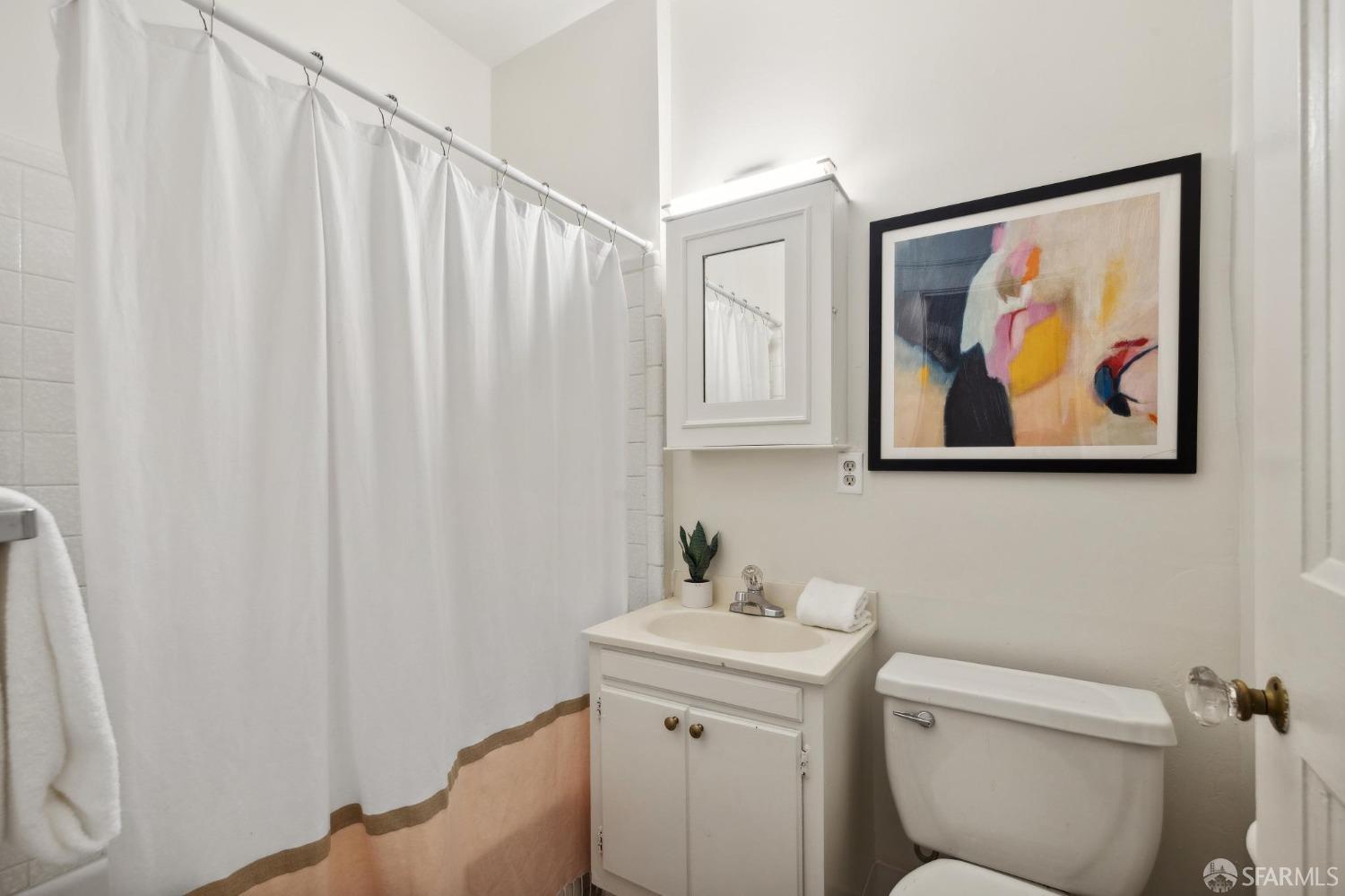 Detail Gallery Image 24 of 30 For 1155 Pine St #2,  San Francisco,  CA 94109 - 1 Beds | 1 Baths