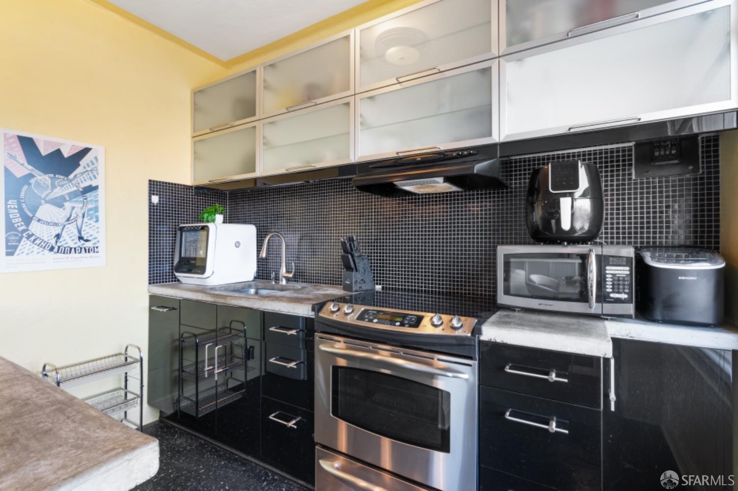 Detail Gallery Image 13 of 32 For 631 Ofarrell St #1406,  San Francisco,  CA 94109 - 0 Beds | 1 Baths