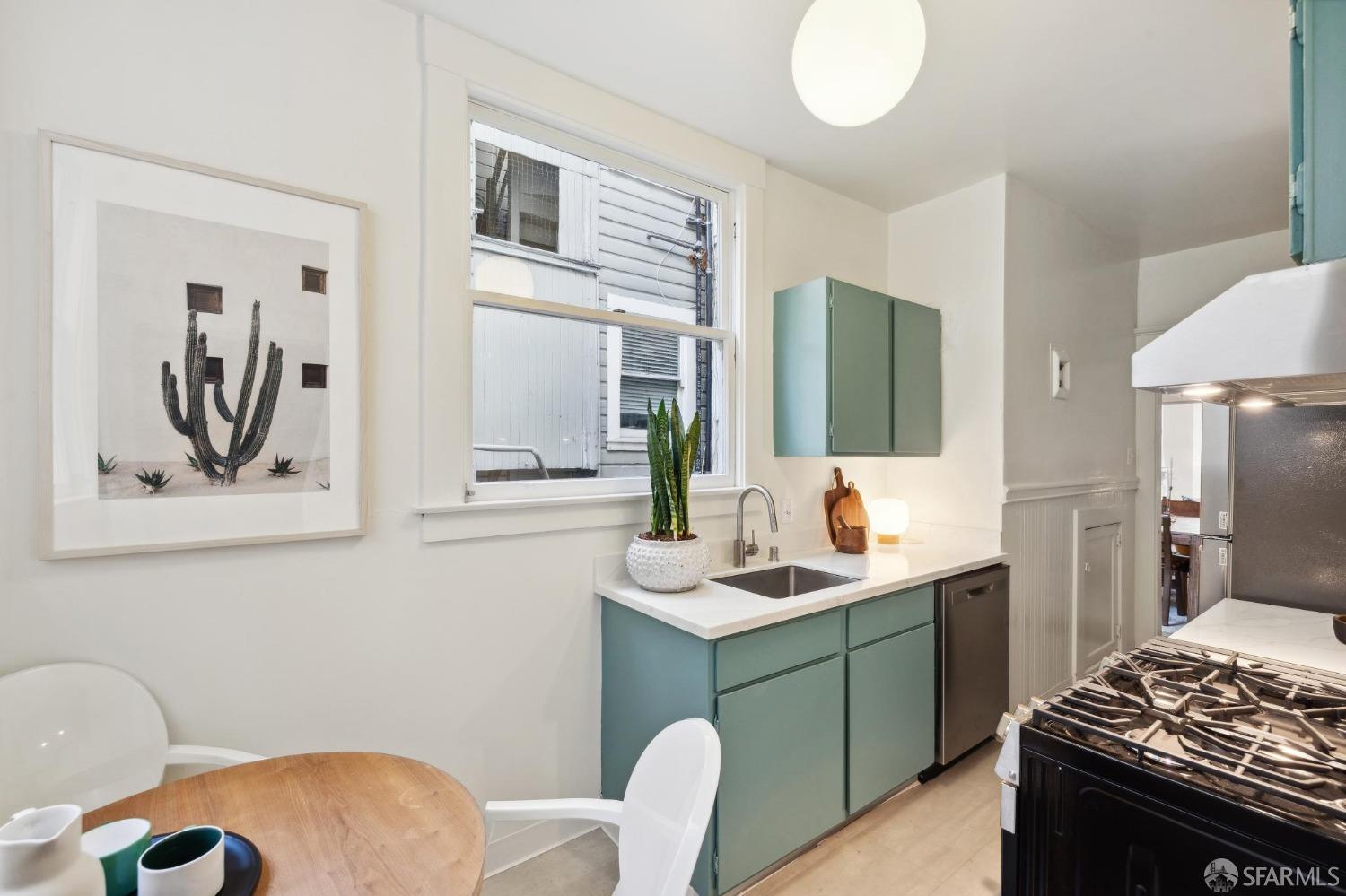 Detail Gallery Image 18 of 30 For 1155 Pine St #2,  San Francisco,  CA 94109 - 1 Beds | 1 Baths