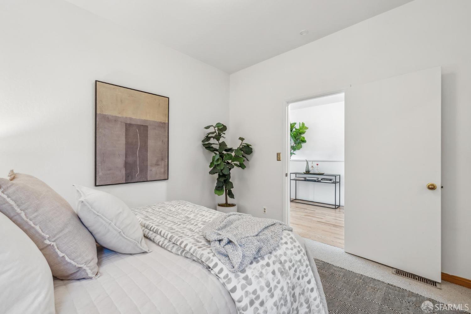 Detail Gallery Image 26 of 47 For 647 Madrid St, San Francisco,  CA 94112 - 2 Beds | 1 Baths