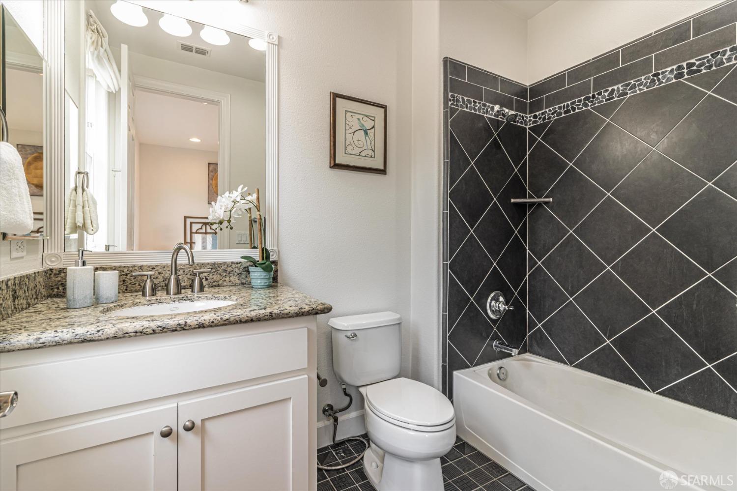 Detail Gallery Image 41 of 75 For 101 Seapoint Ct, Richmond,  CA 94801 - 4 Beds | 3/1 Baths