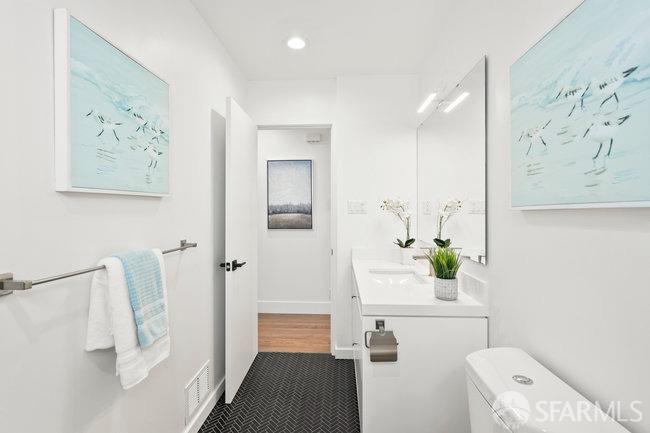 Detail Gallery Image 24 of 45 For 164 Skyline Dr, Daly City,  CA 94015 - 3 Beds | 2/1 Baths