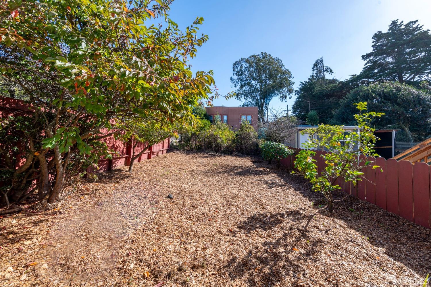 Detail Gallery Image 29 of 35 For 363 Prague St, San Francisco,  CA 94112 - 4 Beds | 2 Baths