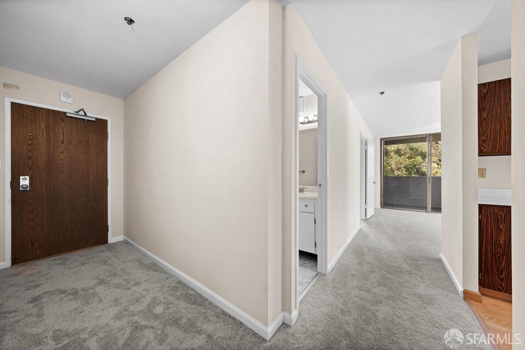 Detail Gallery Image 20 of 45 For 555 Pierce St #1721,  Albany,  CA 94706 - 2 Beds | 2 Baths