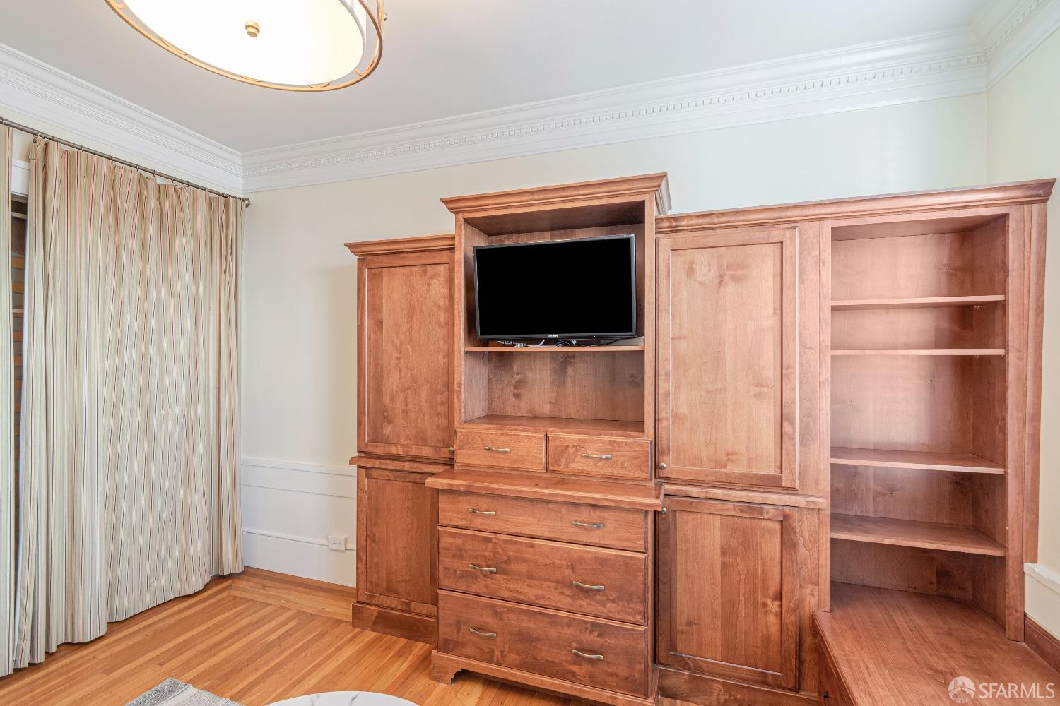 Detail Gallery Image 5 of 16 For 1155 Leavenworth St #17,  San Francisco,  CA 94109 - 0 Beds | 1 Baths