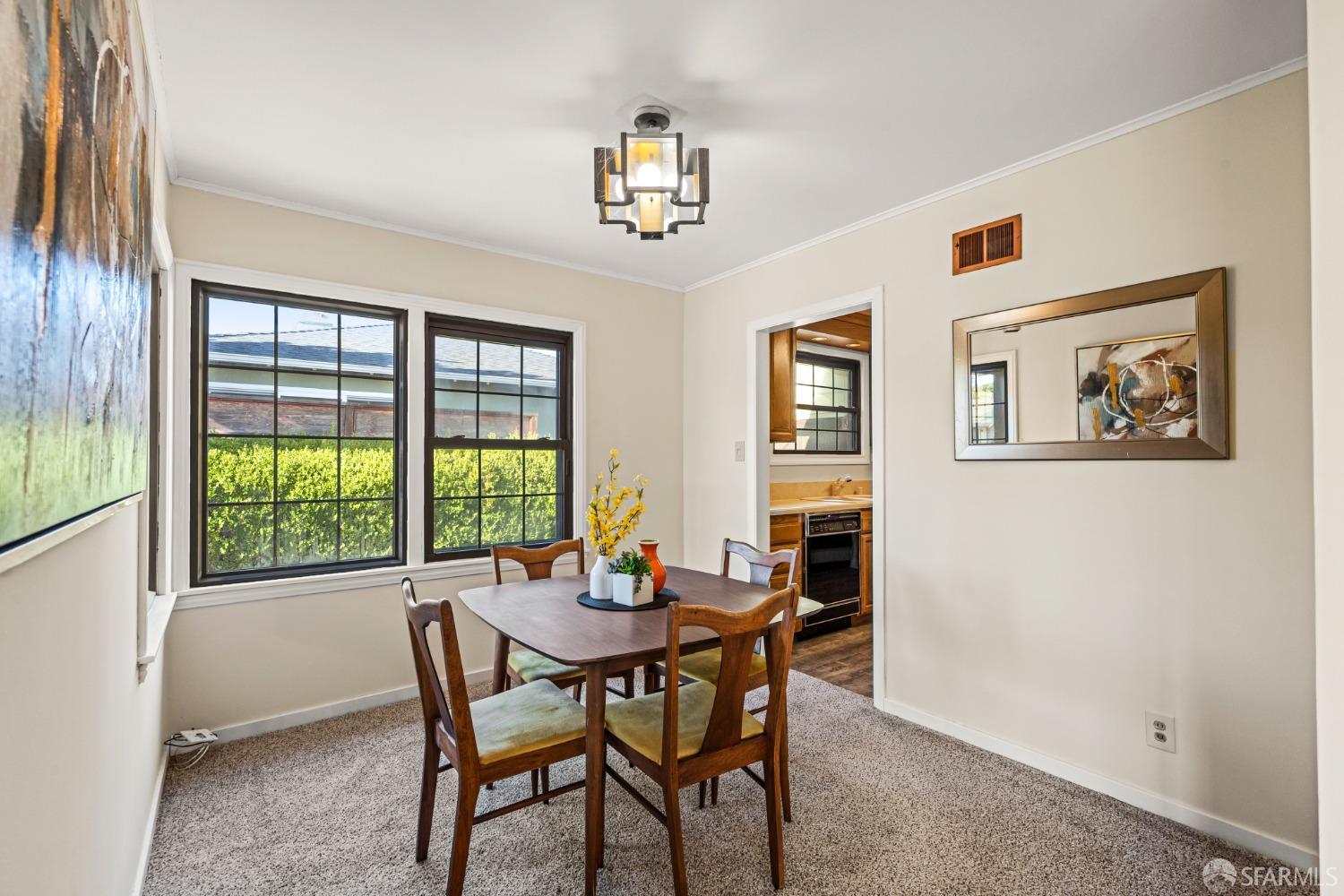 Detail Gallery Image 15 of 53 For 511 Alameda De Las Pulgas, Redwood City,  CA 94062 - 2 Beds | 2 Baths