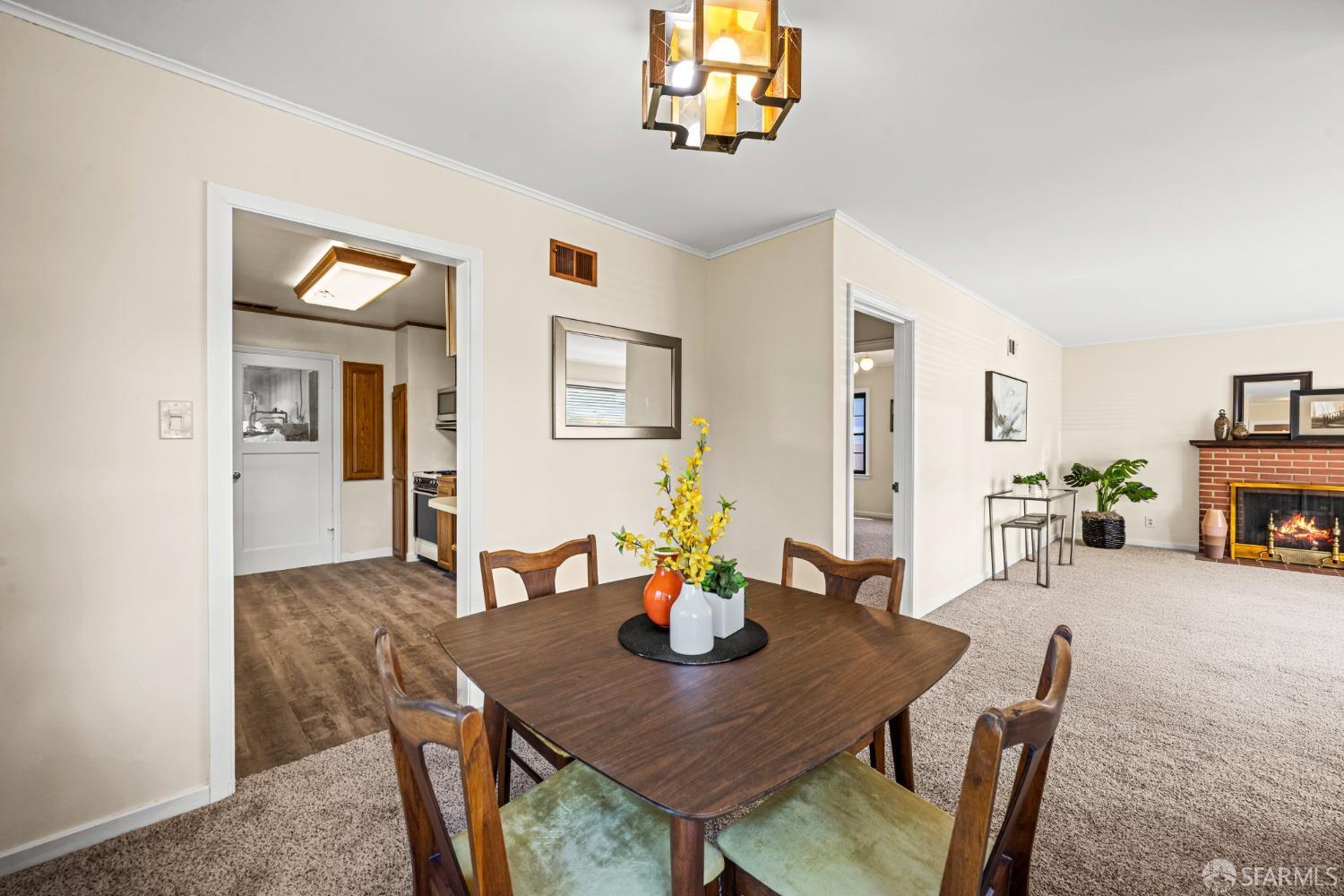 Detail Gallery Image 17 of 53 For 511 Alameda De Las Pulgas, Redwood City,  CA 94062 - 2 Beds | 2 Baths