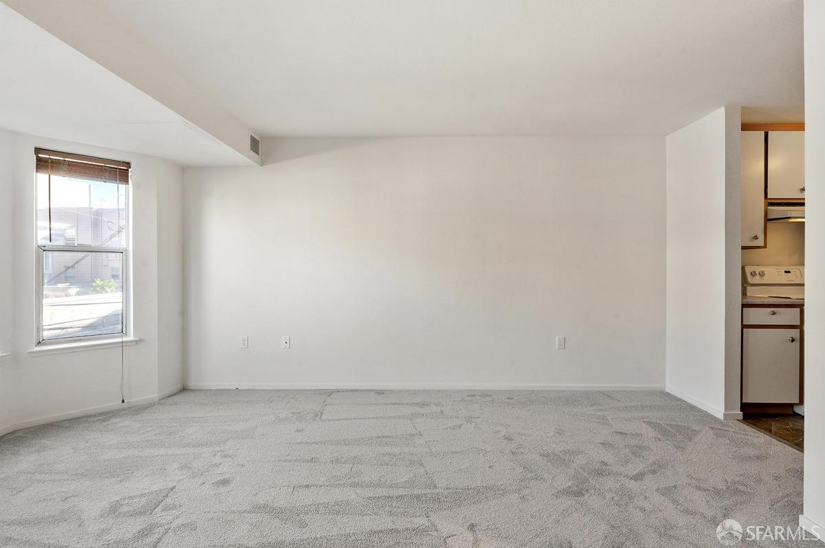 Detail Gallery Image 5 of 21 For 1330 Stevenson St #C201,  San Francisco,  CA 94103 - 2 Beds | 1 Baths