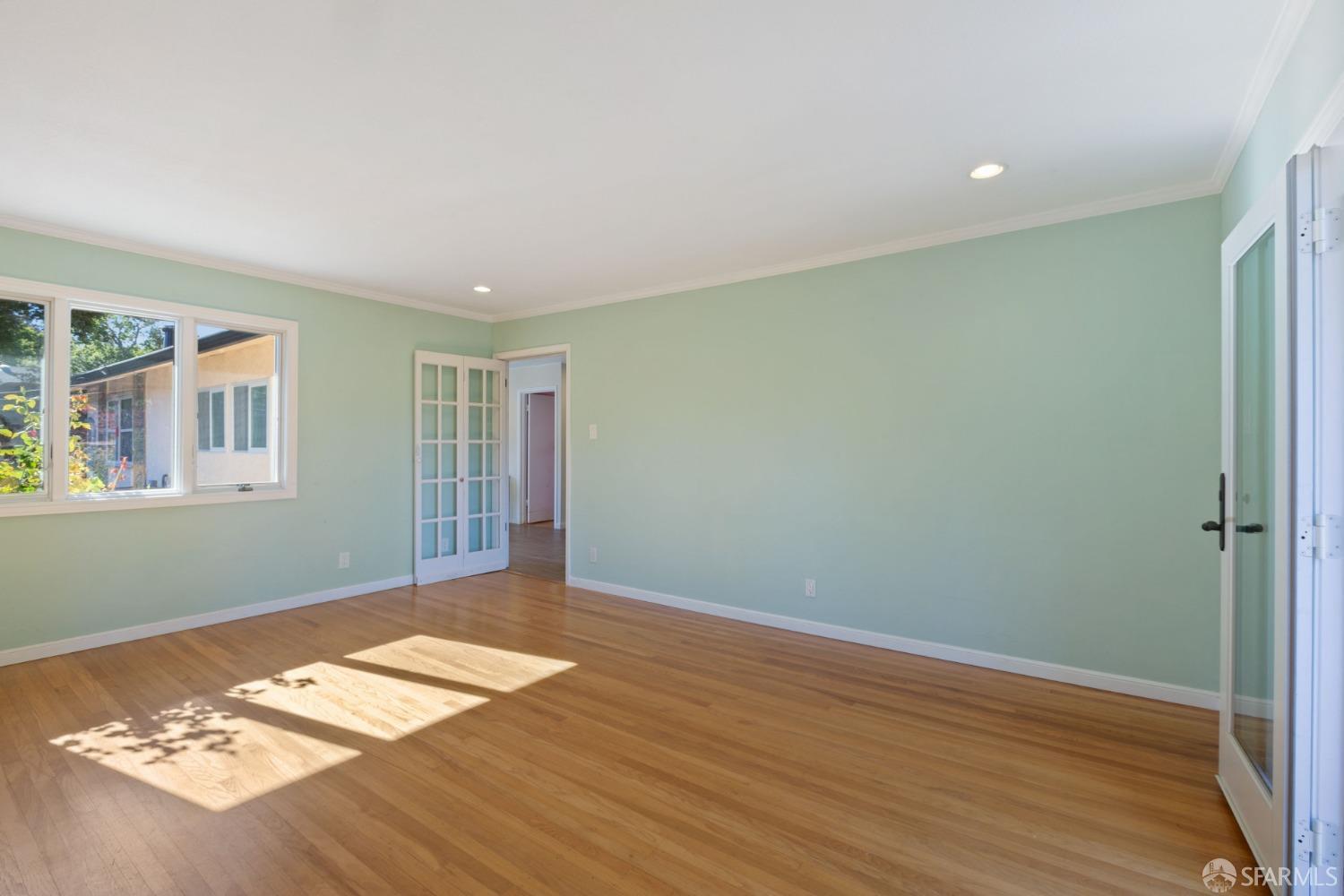 Detail Gallery Image 15 of 35 For 3135 Alameda De Las Pulgas, Menlo Park,  CA 94025 - 3 Beds | 2 Baths