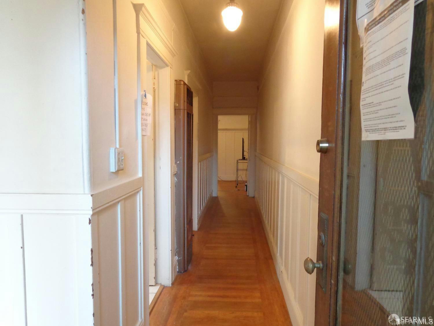 Photo #3: 424081629 Listing 