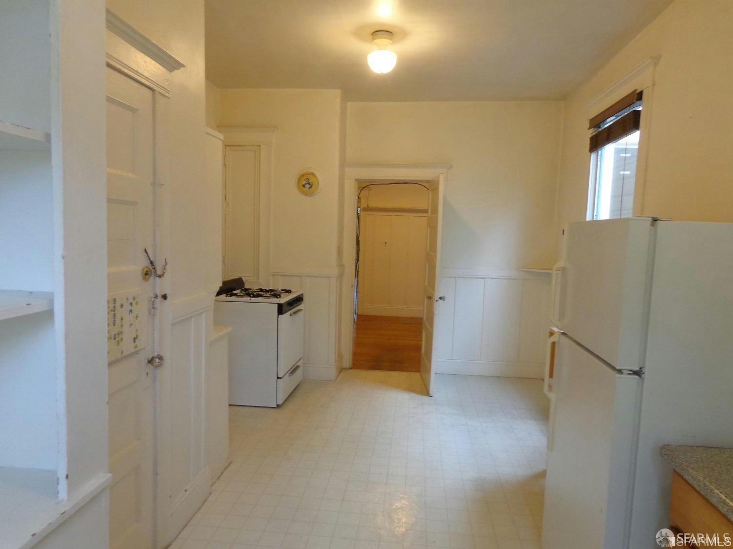 Photo #10: 424081629 Listing 