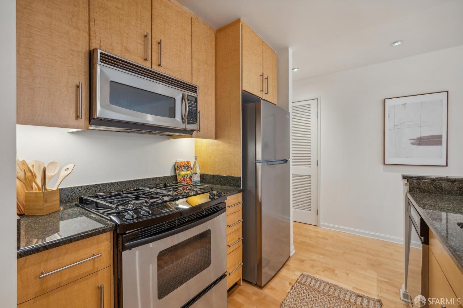 Detail Gallery Image 17 of 39 For 400 Beale St #1604,  San Francisco,  CA 94105 - 1 Beds | 1 Baths