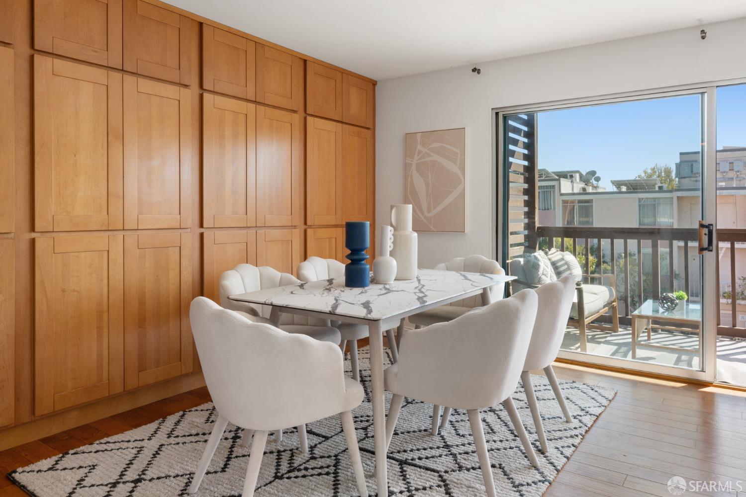 Detail Gallery Image 9 of 43 For 35 Western Shore Ln #5,  San Francisco,  CA 94115 - 2 Beds | 1 Baths