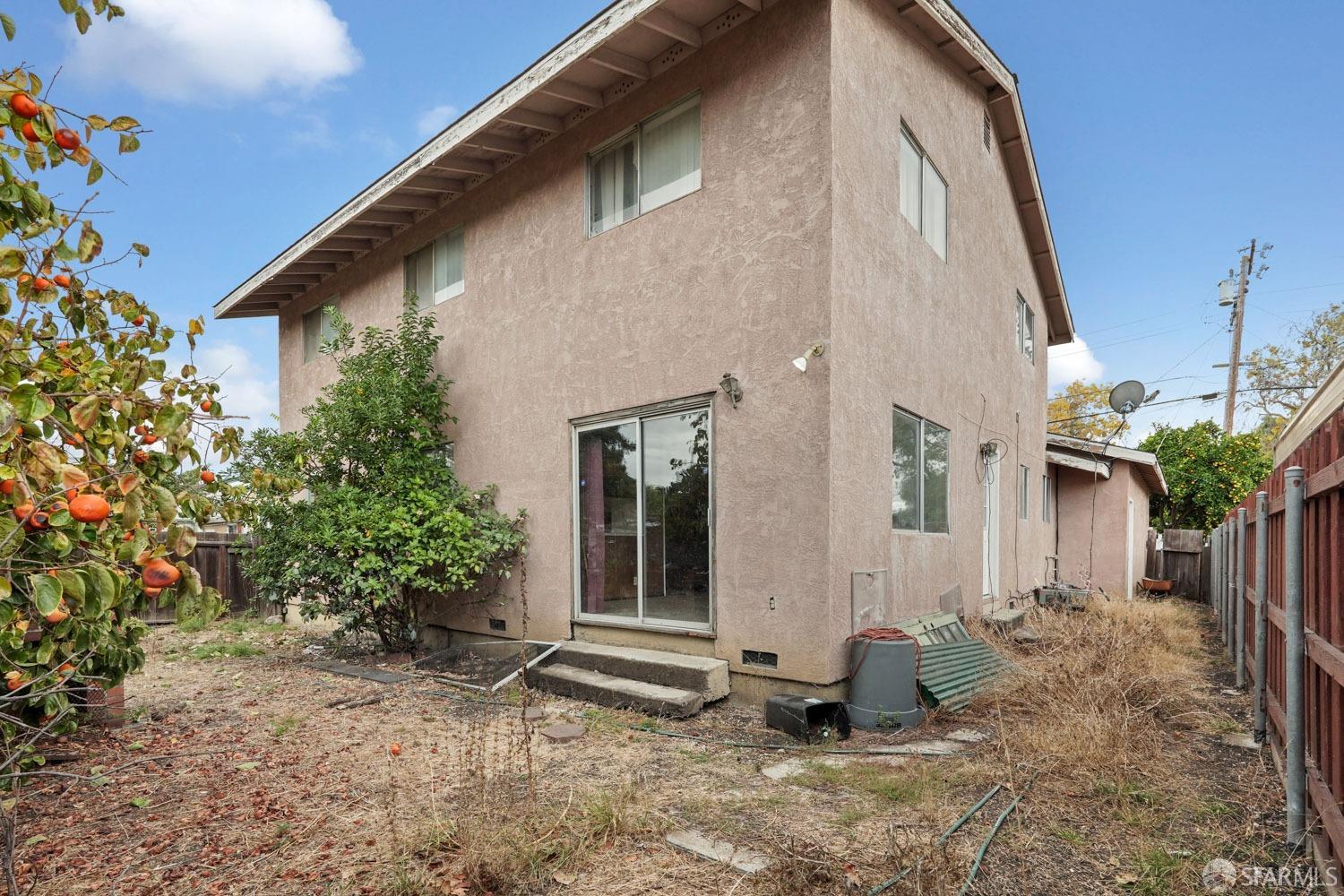 Detail Gallery Image 43 of 44 For 1307 Windermere Ave, Menlo Park,  CA 94025 - 4 Beds | 2/1 Baths