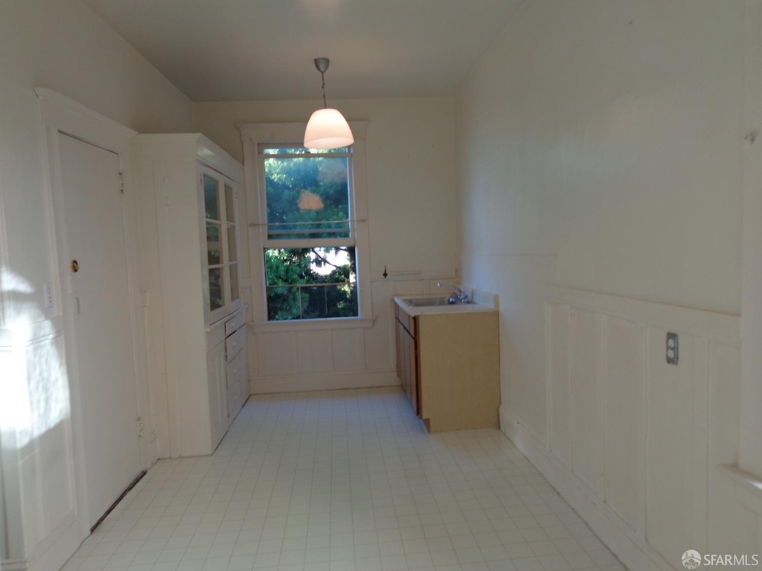 Photo #12: 424081766 Listing 